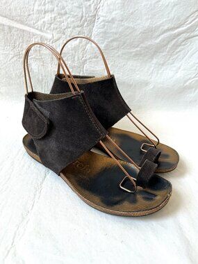 Pedro Garcia Dinka Sandals Hazelnut Suede Size 9 $540 Pedro Garcia Dinka Leather Double-Strap Sandals Hazelnut 38 main image 3